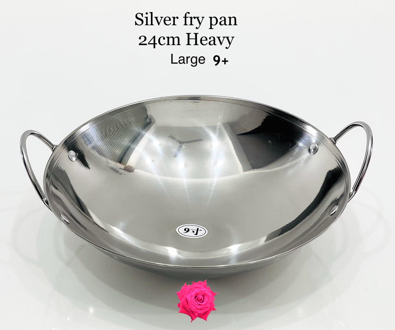 Silver fry pan