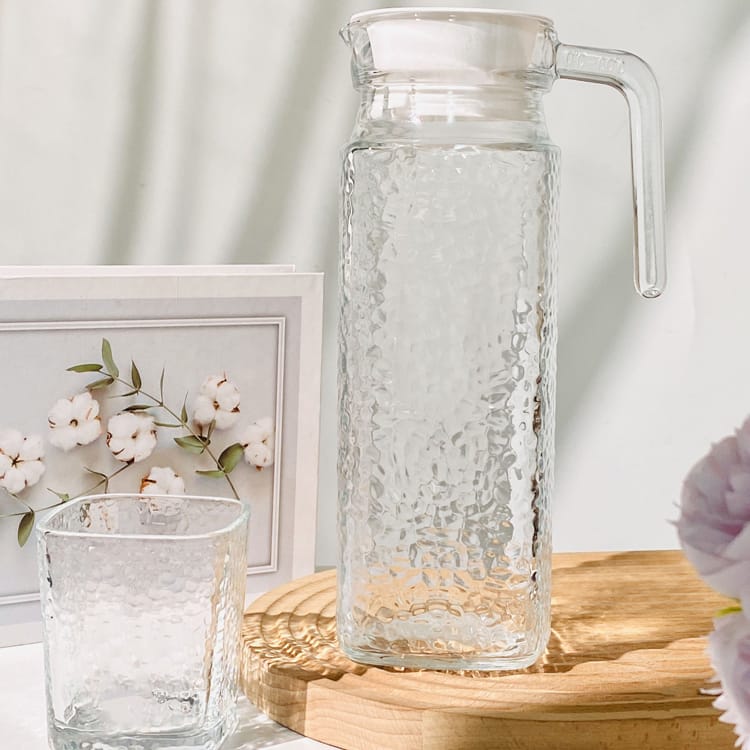 1000ml glass jug only , no box design